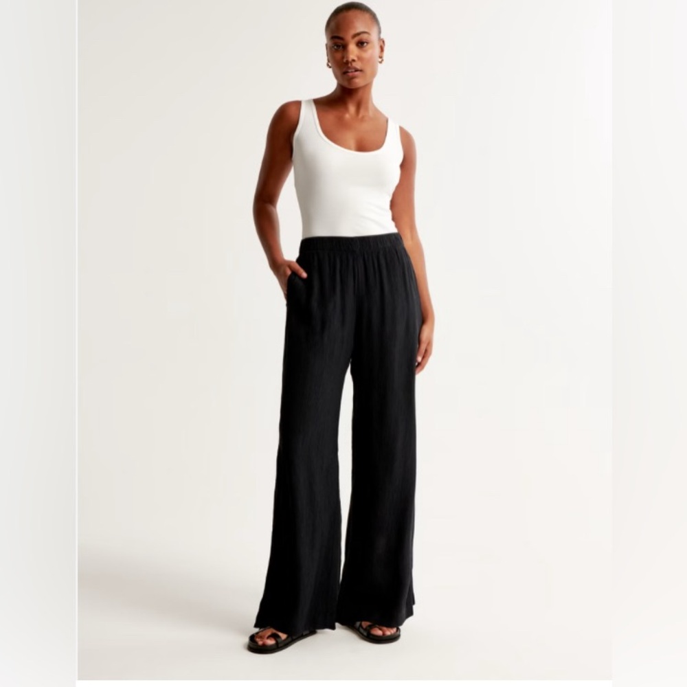 TheOneMFG Wide-Leg Sweatshirt Pants | New Without Tags